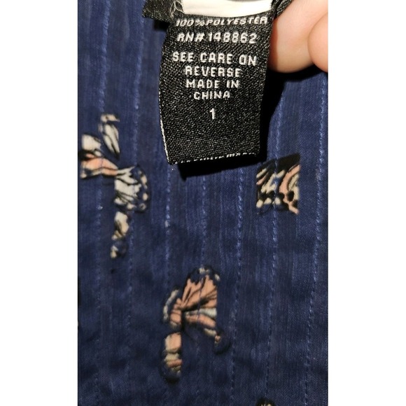 Torrid 1 Women's XL Garden Sheer Navy Pink burrerfly Print Pleated Front Tunic - Picture 4 of 4